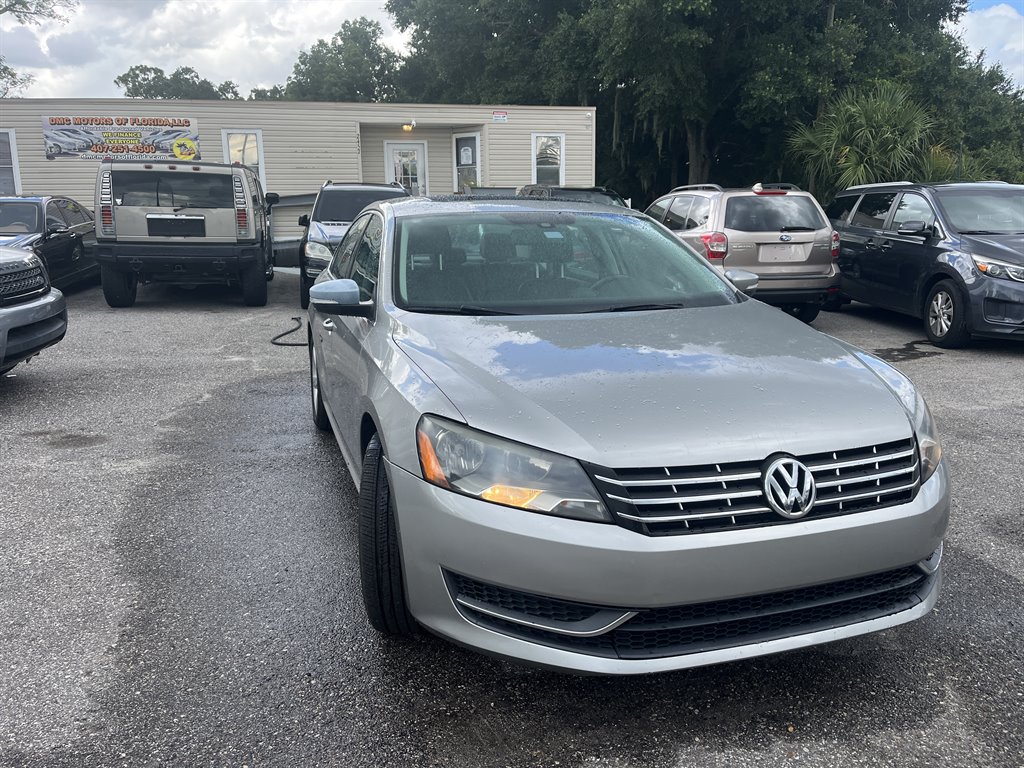 2013 Volkswagen Passat SE