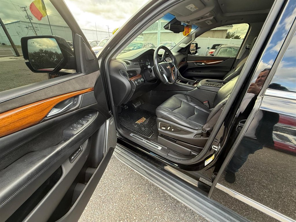 2016 Cadillac Escalade Luxury - Photo 15