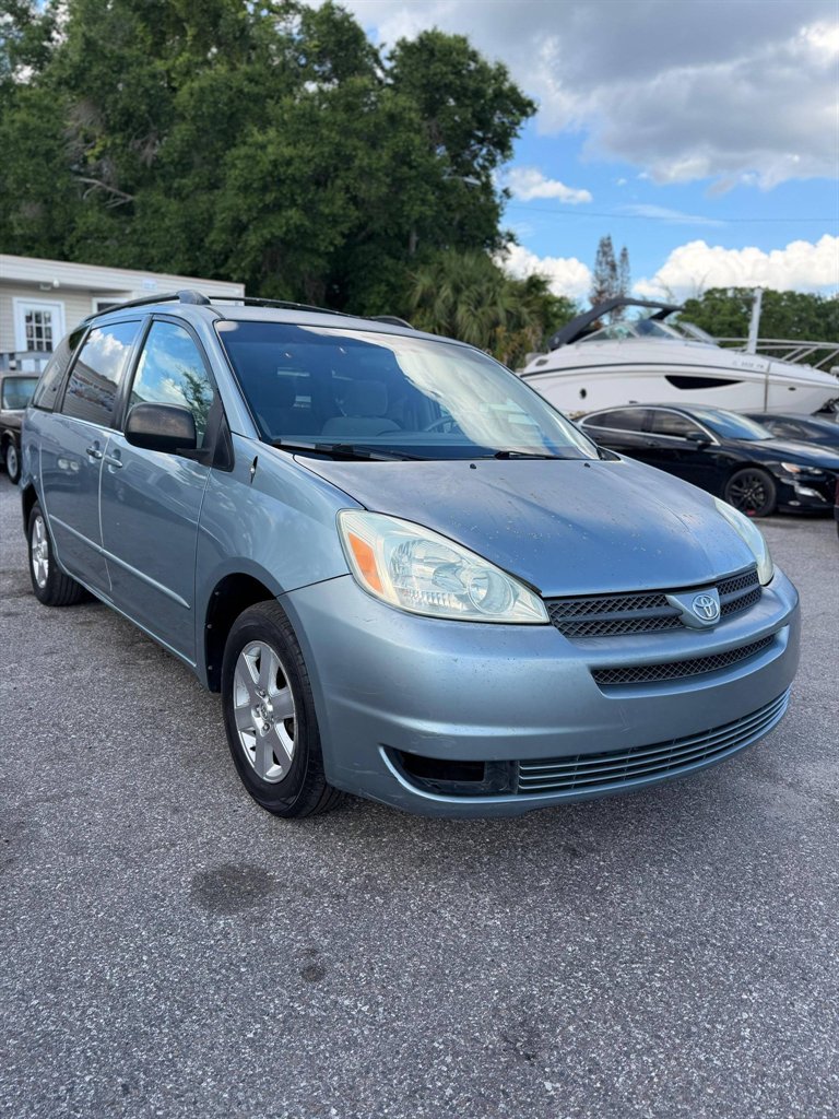 2004 Toyota Sienna